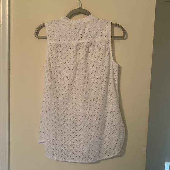 JCP Sleeveless eyelet blouse - Picture 2 of 6
